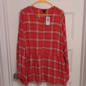 NWT Torrid Anna Plaid Poppy Red Brushed Pullover Blouse - Size 2 / 2X